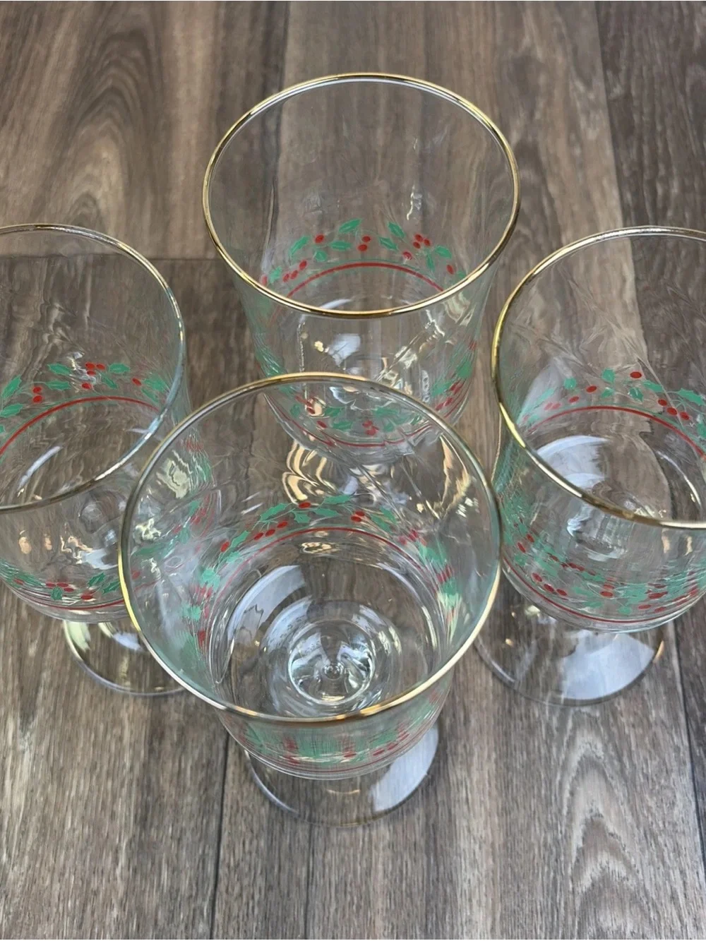 Set of 4 Arby's 1986 Christmas Glass Set Holly Berry Stemmed Goblets Glasses
